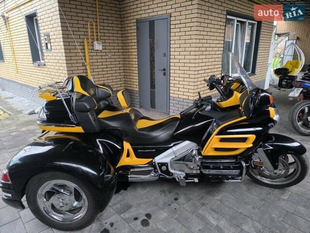 Черный Хонда GL 1800 Gold Wing, объемом двигателя 1.83 л и пробегом 24 тыс. км за 15800 $, фото 16 на Automoto.ua