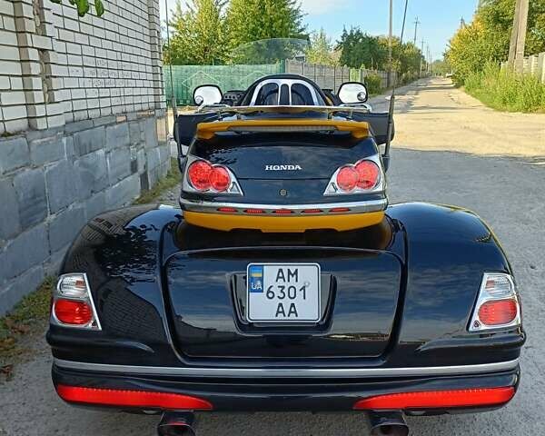 Черный Хонда GL 1800 Gold Wing, объемом двигателя 1.83 л и пробегом 24 тыс. км за 16300 $, фото 7 на Automoto.ua