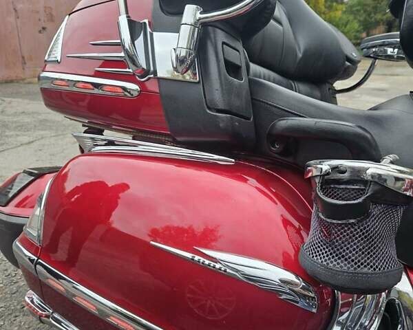 Красный Хонда GL 1800 Gold Wing, объемом двигателя 0 л и пробегом 95 тыс. км за 11500 $, фото 1 на Automoto.ua