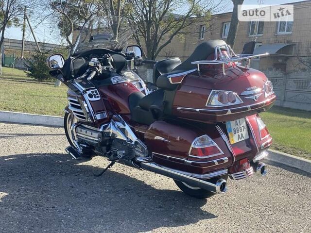 Червоний Хонда GL 1800 Gold Wing, об'ємом двигуна 0 л та пробігом 20 тис. км за 14700 $, фото 6 на Automoto.ua