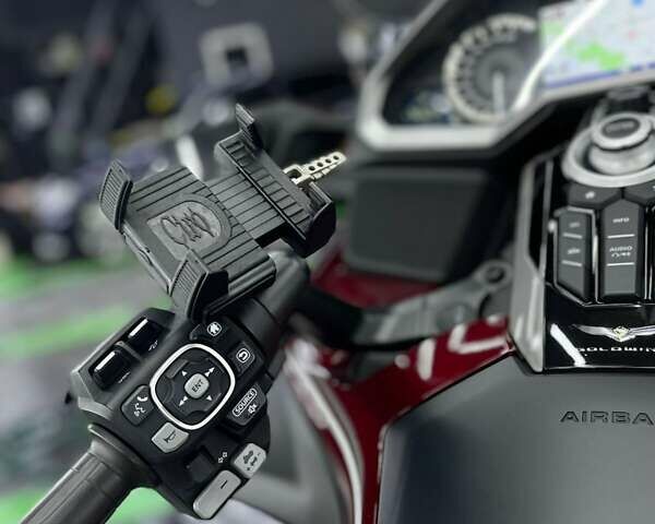 Красный Хонда GL 1800 Gold Wing, объемом двигателя 1.83 л и пробегом 40 тыс. км за 28800 $, фото 14 на Automoto.ua