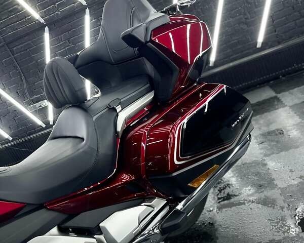 Красный Хонда GL 1800 Gold Wing, объемом двигателя 1.83 л и пробегом 40 тыс. км за 28800 $, фото 10 на Automoto.ua