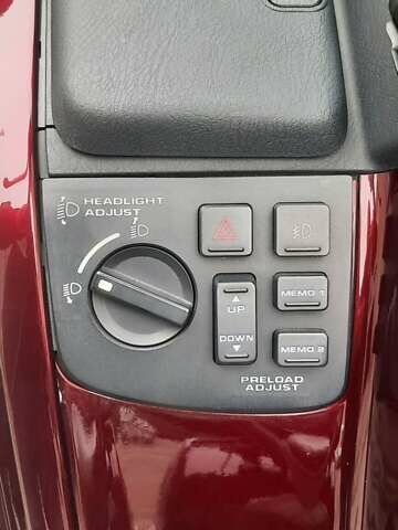 Красный Хонда GL 1800 Gold Wing, объемом двигателя 1.8 л и пробегом 41 тыс. км за 15377 $, фото 16 на Automoto.ua