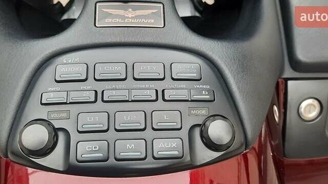 Красный Хонда GL 1800 Gold Wing, объемом двигателя 1.8 л и пробегом 41 тыс. км за 15377 $, фото 20 на Automoto.ua