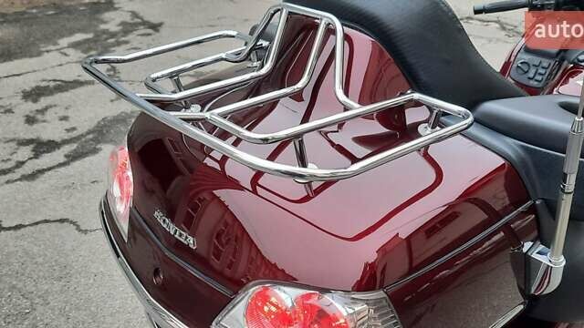 Красный Хонда GL 1800 Gold Wing, объемом двигателя 1.8 л и пробегом 41 тыс. км за 15377 $, фото 43 на Automoto.ua
