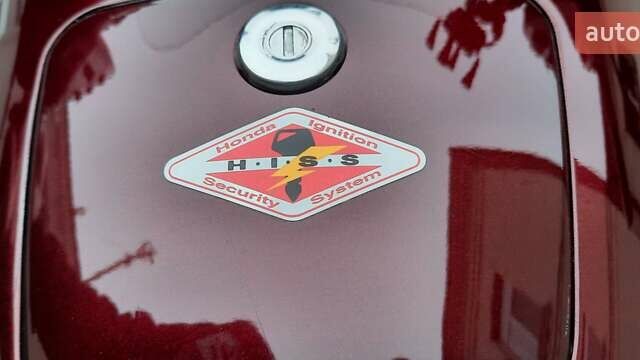 Красный Хонда GL 1800 Gold Wing, объемом двигателя 1.8 л и пробегом 41 тыс. км за 15377 $, фото 19 на Automoto.ua