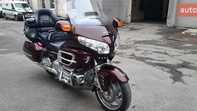 Красный Хонда GL 1800 Gold Wing, объемом двигателя 1.8 л и пробегом 41 тыс. км за 15377 $, фото 25 на Automoto.ua