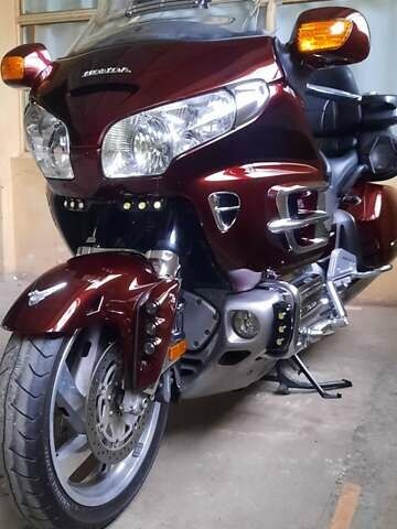 Красный Хонда GL 1800 Gold Wing, объемом двигателя 1.8 л и пробегом 41 тыс. км за 15377 $, фото 49 на Automoto.ua