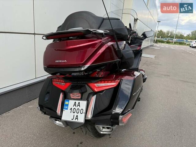 Червоний Хонда GL 1800 Gold Wing, об'ємом двигуна 1.8 л та пробігом 30 тис. км за 30700 $, фото 5 на Automoto.ua