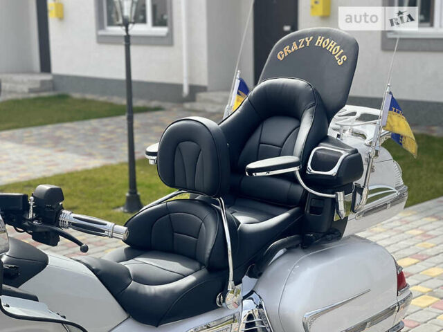 Хонда GL 1800 Gold Wing, объемом двигателя 0 л и пробегом 57 тыс. км за 14000 $, фото 15 на Automoto.ua