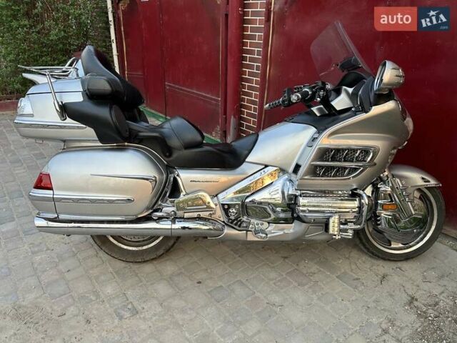 Хонда GL 1800 Gold Wing, объемом двигателя 0 л и пробегом 72 тыс. км за 12500 $, фото 18 на Automoto.ua
