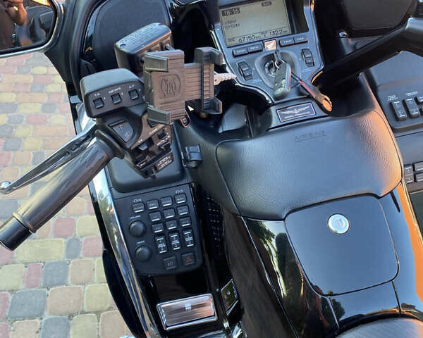 Хонда GL 1800 Gold Wing, об'ємом двигуна 0 л та пробігом 67 тис. км за 13300 $, фото 4 на Automoto.ua