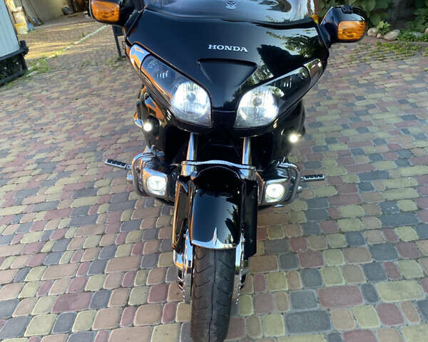 Хонда GL 1800 Gold Wing, об'ємом двигуна 0 л та пробігом 67 тис. км за 13300 $, фото 18 на Automoto.ua