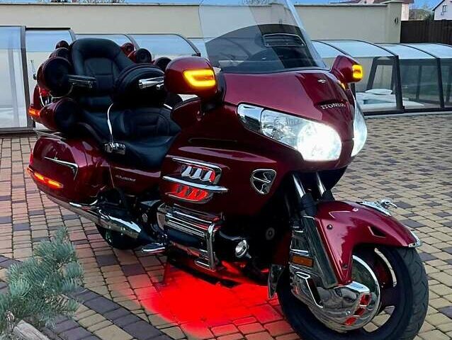 Хонда GL 1800 Gold Wing, объемом двигателя 0 л и пробегом 80 тыс. км за 11800 $, фото 5 на Automoto.ua