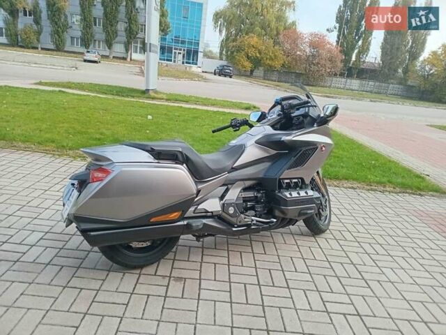 Хонда GL 1800 Gold Wing, объемом двигателя 0 л и пробегом 30 тыс. км за 22000 $, фото 21 на Automoto.ua