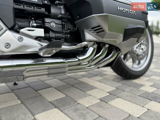 Хонда GL 1800 Gold Wing, объемом двигателя 0 л и пробегом 5 тыс. км за 31500 $, фото 8 на Automoto.ua