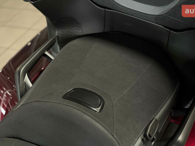 Хонда GL 1800 Gold Wing, объемом двигателя 0 л и пробегом 0 тыс. км за 37266 $, фото 17 на Automoto.ua