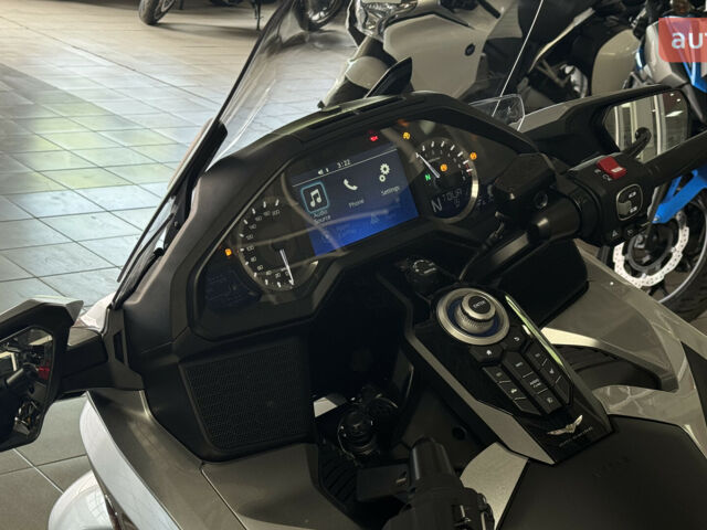 Хонда GL 1800 Gold Wing, объемом двигателя 0 л и пробегом 0 тыс. км за 37257 $, фото 10 на Automoto.ua