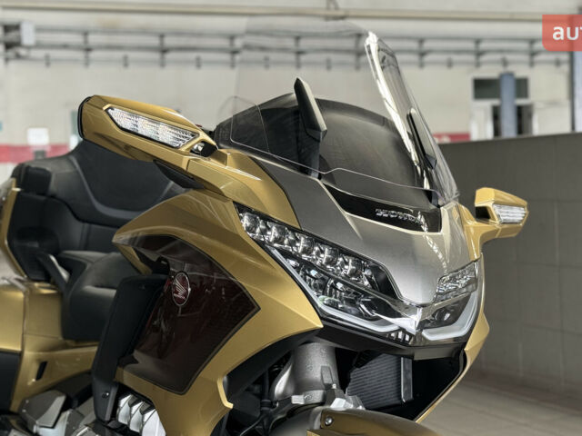 Хонда GL 1800 Gold Wing, объемом двигателя 0 л и пробегом 0 тыс. км за 37257 $, фото 7 на Automoto.ua