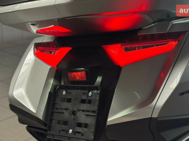 Хонда GL 1800 Gold Wing, объемом двигателя 0 л и пробегом 0 тыс. км за 37257 $, фото 27 на Automoto.ua