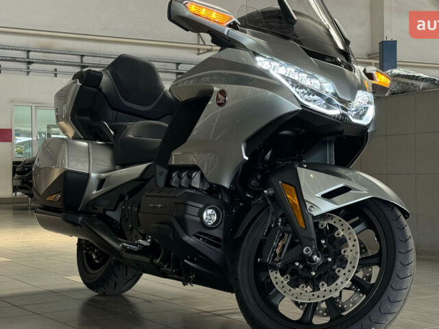 Хонда GL 1800 Gold Wing, объемом двигателя 0 л и пробегом 0 тыс. км за 37257 $, фото 1 на Automoto.ua