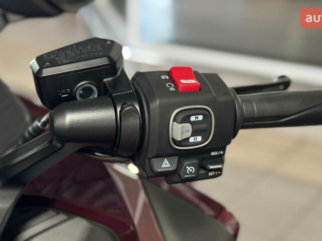 Хонда GL 1800 Gold Wing, объемом двигателя 0 л и пробегом 0 тыс. км за 37266 $, фото 13 на Automoto.ua