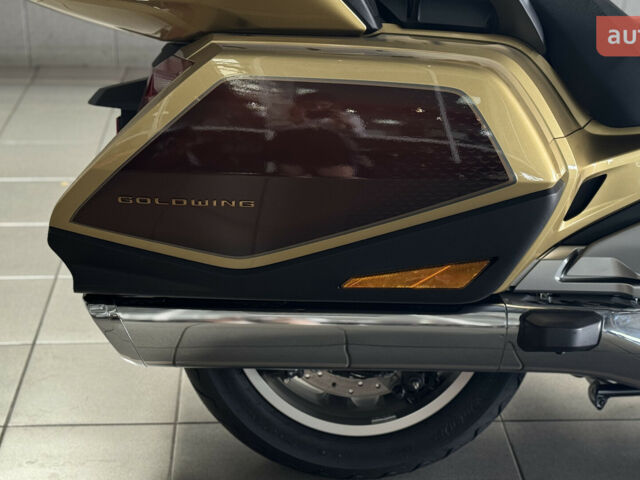 Хонда GL 1800 Gold Wing, объемом двигателя 0 л и пробегом 0 тыс. км за 37257 $, фото 30 на Automoto.ua