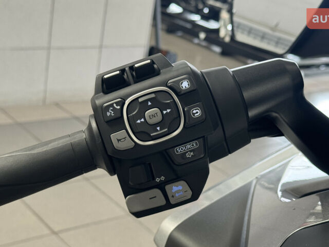 Хонда GL 1800 Gold Wing, объемом двигателя 0 л и пробегом 0 тыс. км за 37257 $, фото 14 на Automoto.ua