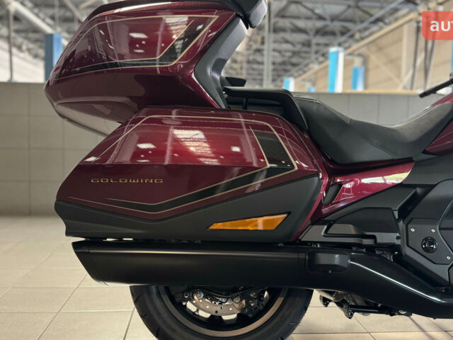 Хонда GL 1800 Gold Wing, объемом двигателя 0 л и пробегом 0 тыс. км за 37266 $, фото 20 на Automoto.ua