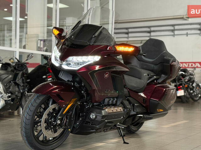 Хонда GL 1800 Gold Wing, объемом двигателя 0 л и пробегом 0 тыс. км за 37266 $, фото 2 на Automoto.ua
