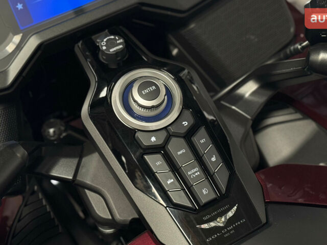 Хонда GL 1800 Gold Wing, объемом двигателя 0 л и пробегом 0 тыс. км за 37266 $, фото 12 на Automoto.ua