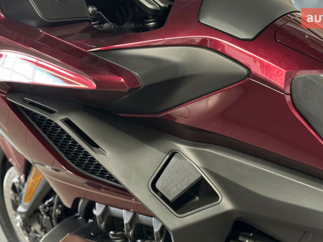 Хонда GL 1800 Gold Wing, объемом двигателя 0 л и пробегом 0 тыс. км за 37266 $, фото 21 на Automoto.ua