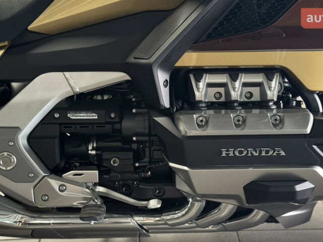 Хонда GL 1800 Gold Wing, объемом двигателя 0 л и пробегом 0 тыс. км за 37257 $, фото 19 на Automoto.ua