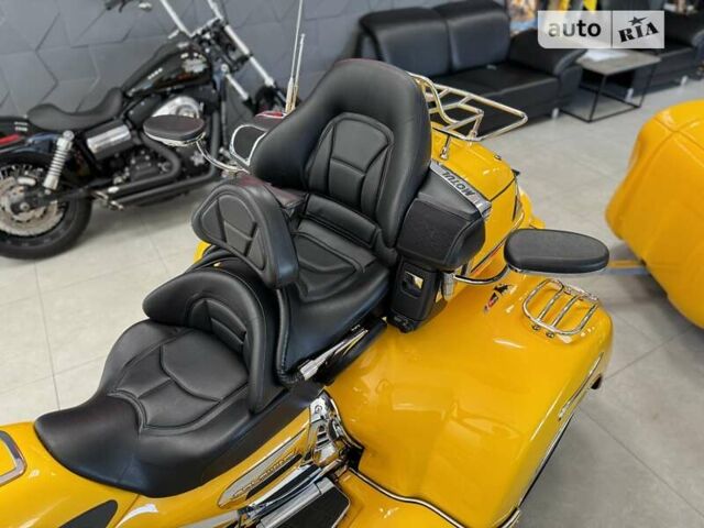 Желтый Хонда GL 1800 Gold Wing, объемом двигателя 1.8 л и пробегом 12 тыс. км за 25500 $, фото 16 на Automoto.ua