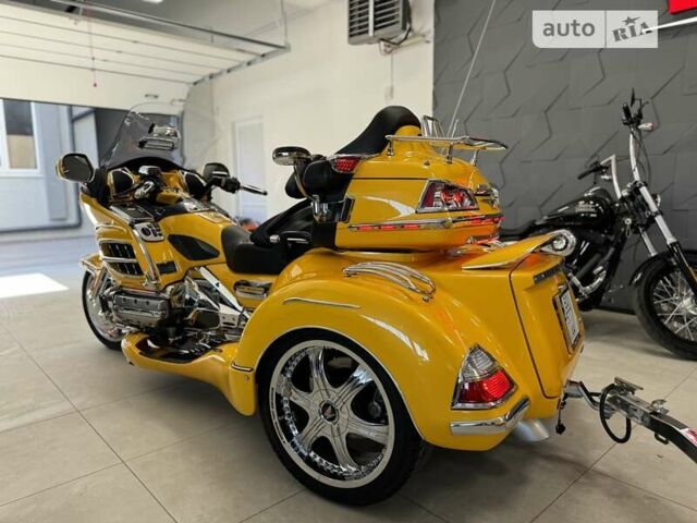 Желтый Хонда GL 1800 Gold Wing, объемом двигателя 1.8 л и пробегом 12 тыс. км за 25500 $, фото 15 на Automoto.ua