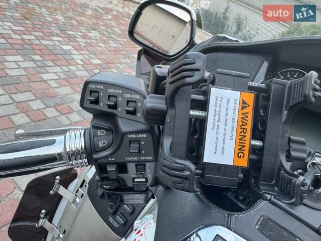 Серый Хонда GL 1800 Gold Wing, объемом двигателя 1.8 л и пробегом 16 тыс. км за 14999 $, фото 9 на Automoto.ua