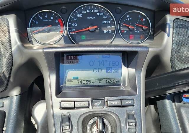 Серый Хонда GL 1800 Gold Wing, объемом двигателя 1.83 л и пробегом 75 тыс. км за 15000 $, фото 5 на Automoto.ua