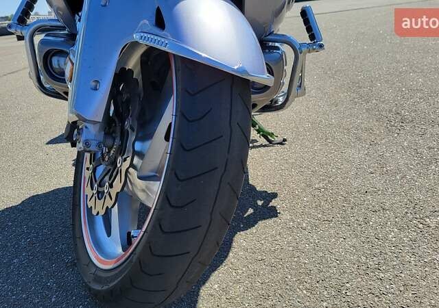 Серый Хонда GL 1800 Gold Wing, объемом двигателя 1.83 л и пробегом 75 тыс. км за 15000 $, фото 2 на Automoto.ua