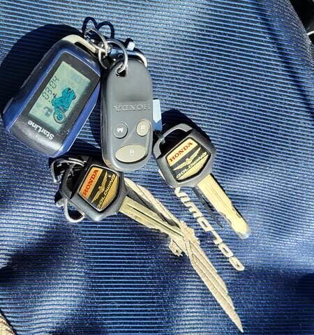 Серый Хонда GL 1800 Gold Wing, объемом двигателя 1.83 л и пробегом 75 тыс. км за 15000 $, фото 9 на Automoto.ua