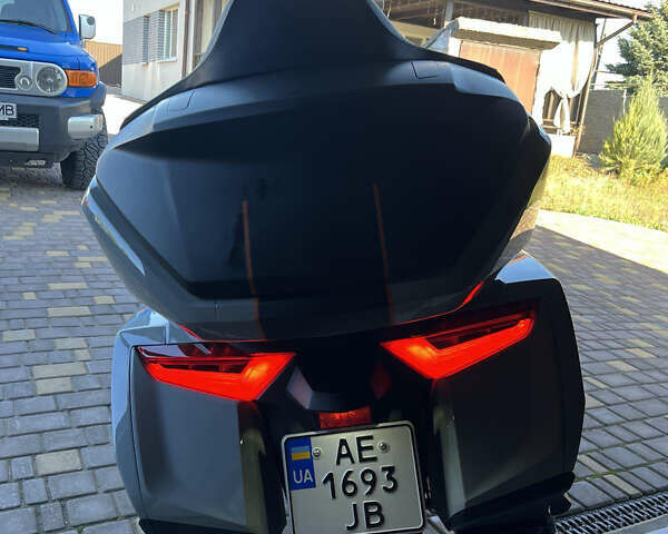 Серый Хонда GL 1800 Gold Wing, объемом двигателя 1.8 л и пробегом 1 тыс. км за 26500 $, фото 12 на Automoto.ua