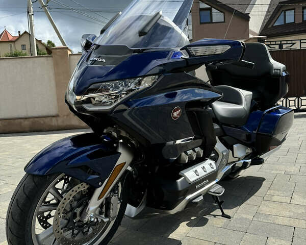 Синий Хонда GL 1800 Gold Wing, объемом двигателя 1.8 л и пробегом 4 тыс. км за 25500 $, фото 6 на Automoto.ua