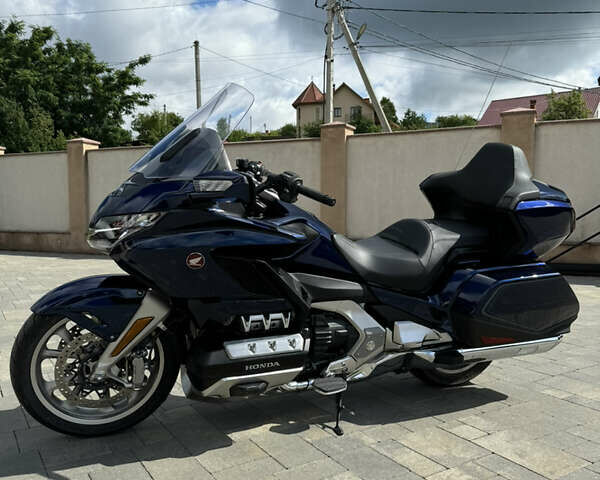 Синий Хонда GL 1800 Gold Wing, объемом двигателя 1.8 л и пробегом 4 тыс. км за 25500 $, фото 1 на Automoto.ua