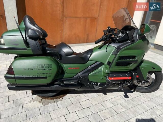 Зеленый Хонда GL 1800 Gold Wing, объемом двигателя 0 л и пробегом 65 тыс. км за 10500 $, фото 7 на Automoto.ua