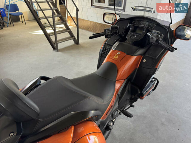 Помаранчевий Хонда GL 1800 Gold Wing, об'ємом двигуна 1.83 л та пробігом 220 тис. км за 12200 $, фото 9 на Automoto.ua