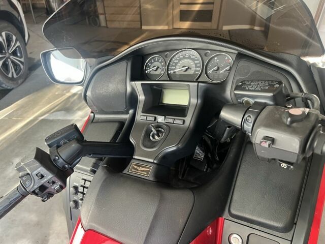 Хонда GL 1800, объемом двигателя 1 л и пробегом 0 тыс. км за 12200 $, фото 8 на Automoto.ua