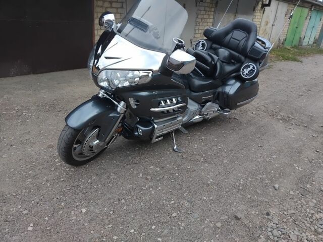 Хонда Голд Вінг, об'ємом двигуна 1.8 л та пробігом 0 тис. км за 11500 $, фото 1 на Automoto.ua