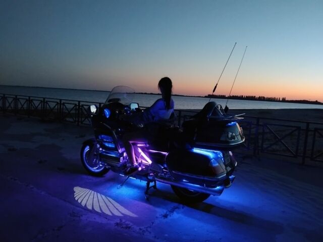 Хонда Голд Вінг, об'ємом двигуна 1.8 л та пробігом 0 тис. км за 11500 $, фото 5 на Automoto.ua