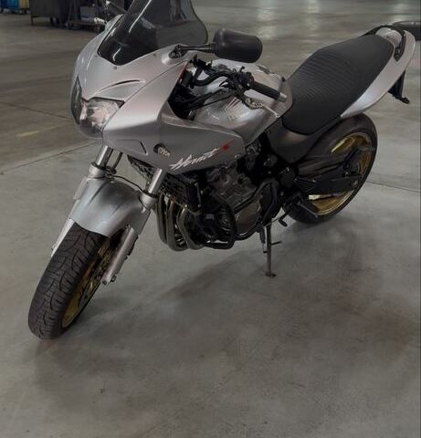 Хонда Хорнет, объемом двигателя 0.6 л и пробегом 0 тыс. км за 4150 $, фото 3 на Automoto.ua