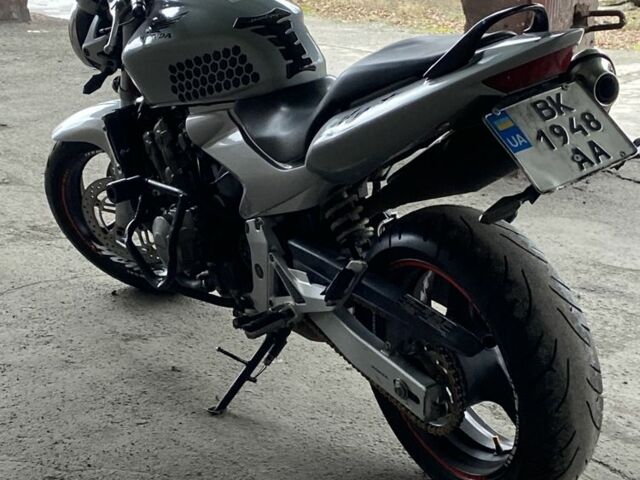 Хонда Хорнет, объемом двигателя 0.6 л и пробегом 0 тыс. км за 3500 $, фото 5 на Automoto.ua