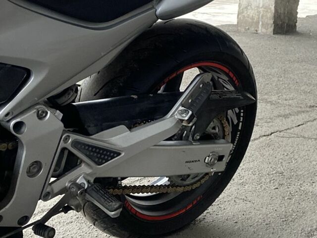 Хонда Хорнет, объемом двигателя 0.6 л и пробегом 0 тыс. км за 3500 $, фото 7 на Automoto.ua